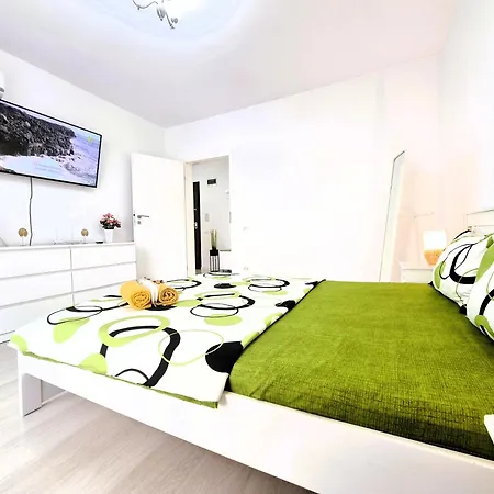 Cosy Near Mall Plaza Bucarest