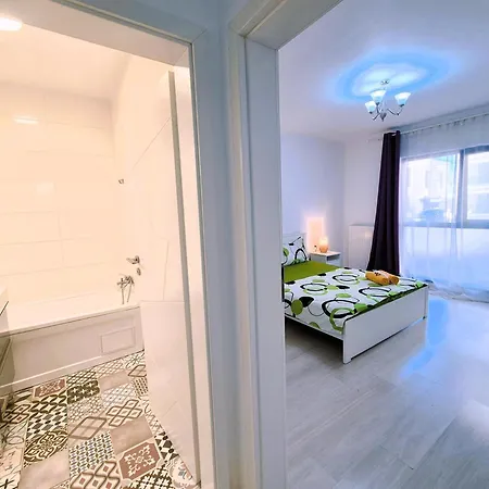 Cosy Near Mall Plaza Daire